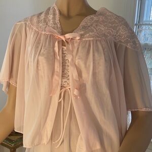 Pink Peignoir set . XS vintage VANITY FAIR
